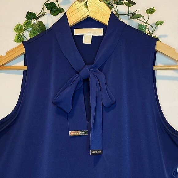 Michael Kors. Beautiful Blue Tank.  Size Small. EUC - Picture 2 of 9